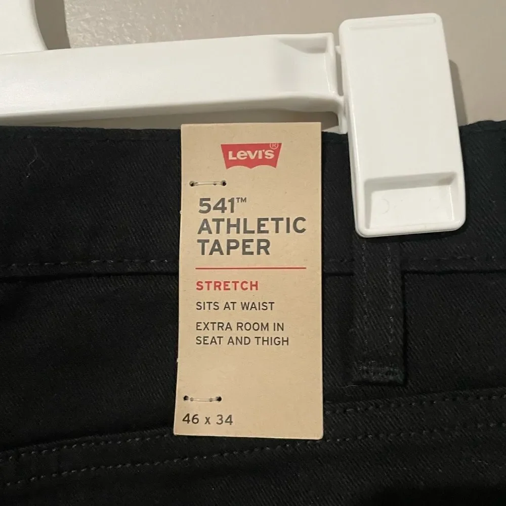 541 Levi jeans 46/34 NWT